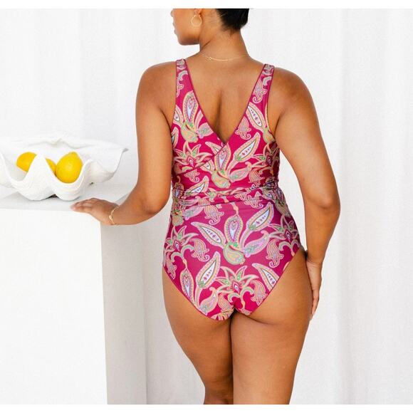 BAIIA Pink Paisley Reversible Shaping Modest Ultra High Waist Bottom US10 NWT - Picture 2 of 11